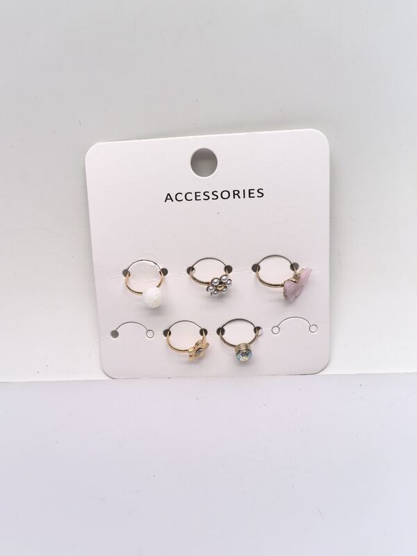 Unisex Childrens Silver Jewelry in Various Shapes for Children Age Group